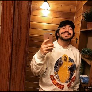 Meet your Posher, Nicholas